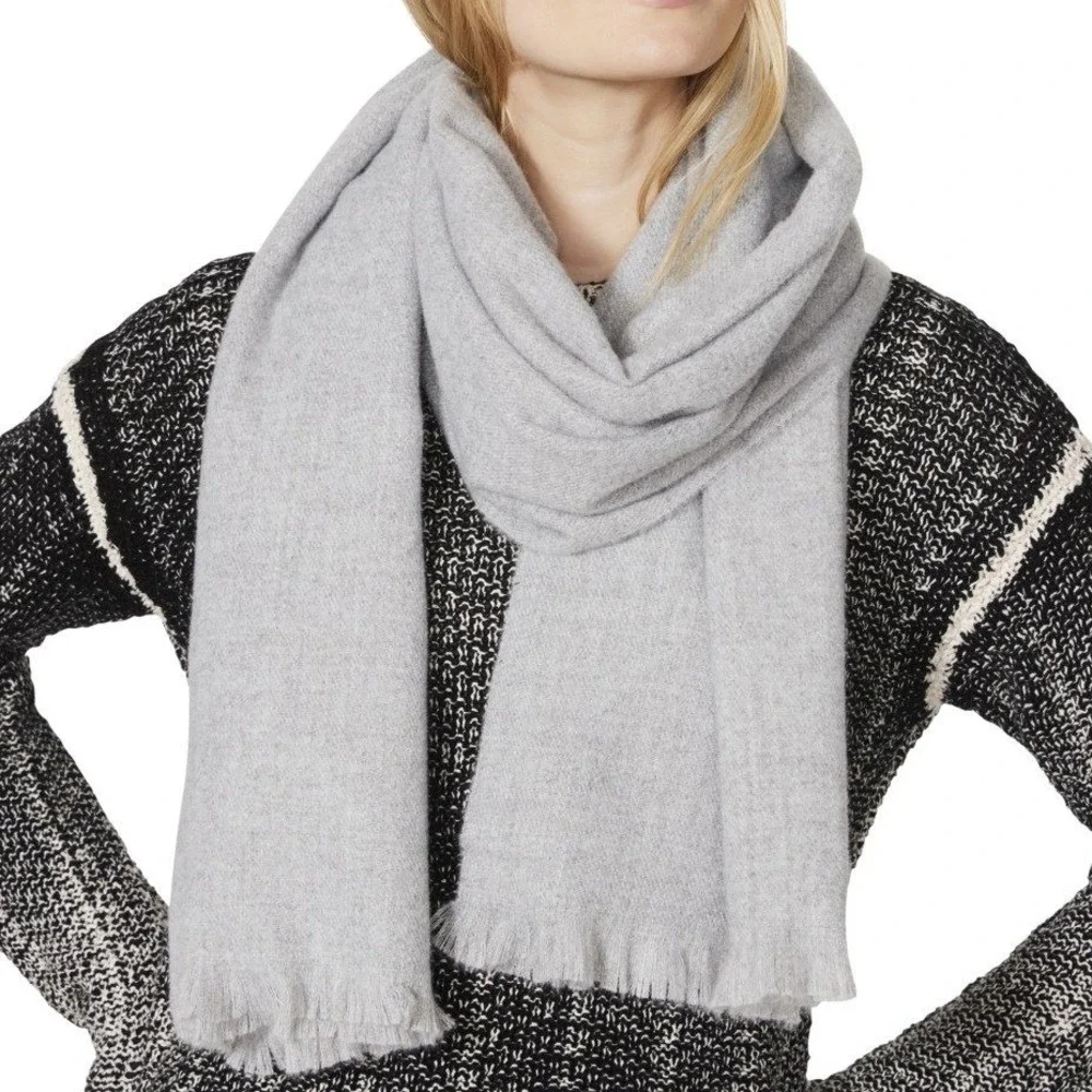 Steve Madden Women Scarf OS Heather Grey Twill Fringe Wrap Soft Cozy Shawl NWT